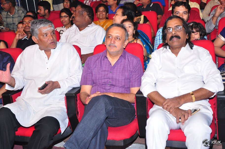 Okka-Ammayi-Thappa-Movie-Audio-Launch